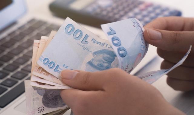 İş dünyası endişeyle yılbaşındaki asgari ücreti bekliyor