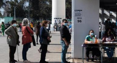 Şili'deki referandumda yeni anayasaya 'hayır' çıktı