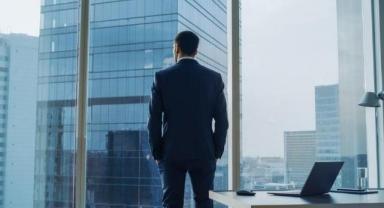 10 CEO'dan 8'i resesyon bekliyor, işten çıkarmalar yolda