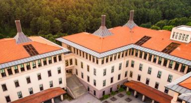 FINANCIAL TIMES’IN EN İYİLER LİSTESİNDE KOÇ ÜNİVERSİTESİ İŞLETME ENSTİTÜSÜ’NDEN REKOR YÜKSELİŞ