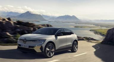 RENAULT 2022 PARİS OTOMOBİL FUARI’NDA