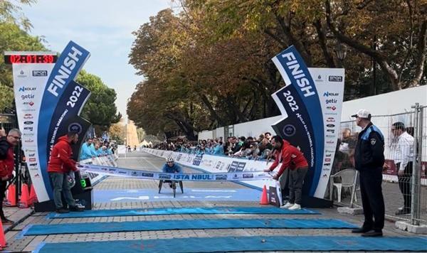 Hamide Doğangün, İstanbul Maratonu’nda şampiyon oldu