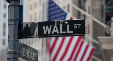 Wall Street Fed konusunda ikiye bölündü