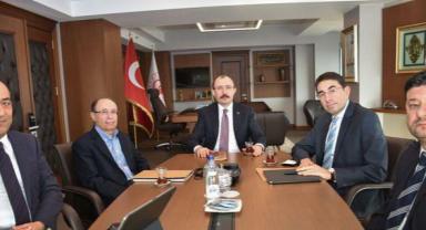 Bakan Muş, 4 zincir marketin yöneticisiyle görüştü