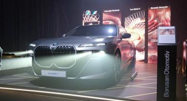 BMW'nin Amiral Gemisi Yeni BMW 7 Serisi Sedan