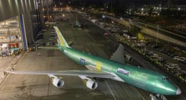 Dünyanın en büyük uçaklarından Boeing 747 yolun sonuna geldi