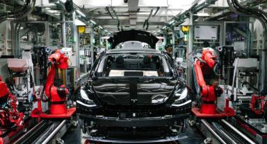 Tesla, Şanghay’da üretimi düşürmeye hazırlanıyor