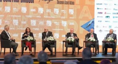 'Türkiye hayaline uzanan yol dönüşüm ve uzlaşmadan geçiyor'