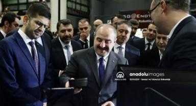 Bakan Varank,