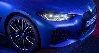 BMW i4 M50 PIRELLI P ZERO ELECT DONANIMLI İLK BMW M ELEKTRİKLİ ARAÇ OLACAK