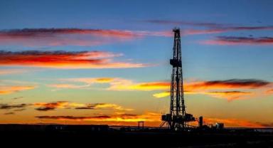 Brent petrolün varil fiyatı 87,97 dolar