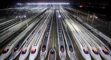 Çin'de 2022 yılında demiryoluyla 3.9 milyar ton mal taşındı