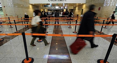 Yerli turistler geçen yılın üçüncü çeyreğindeki seyahatlerinde 63,4 milyar lira harcadı