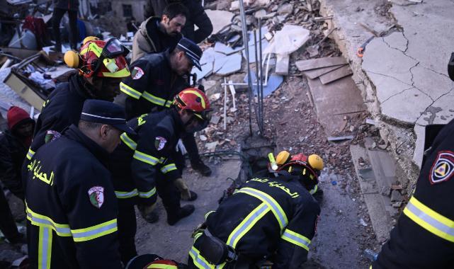 Arama kurtarma çalışmalarında kullanılacak inşaat malzemeleri deprem bölgesine gönderildi