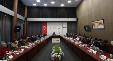 Bilim insanları ile AFAD Kriz Koordinasyon Merkezinde toplantı düzenlendi