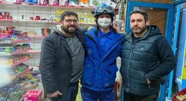 Çinli kurtarma ekiplerinden duygulandırıcı anlar