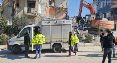 Deprem bölgesindeki su sorunu için İzmir Büyükşehir Belediyesi ekipleri devrede