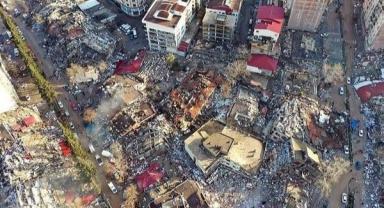 Diyarbakır'da 12 yaşındaki Rüzgar depremde 8 kişilik ailesini kurtardı, kendisi öldü