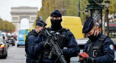 Fransa'da mahkeme, devletin polis müdahalesi sonucu gözünü kaybeden kişiye tazminat ödemesine hükmetti