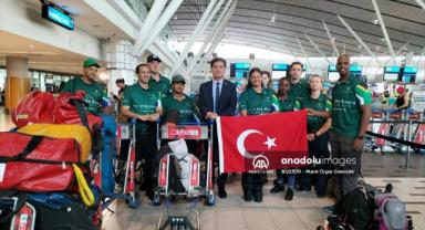 Güney Afrikalı sağlık ve arama kurtarma gönüllüleri Türkiye'ye doğru yola çıktı