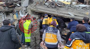 Hatay'da deprem büyük yıkıma yol açtı