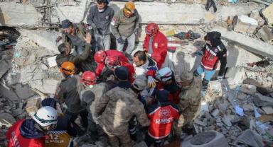 Hatay'da depremin 80. saatinde mucizenin adı