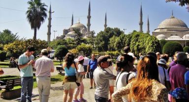 İstanbul'a ocak ayında yaklaşık 1,2 milyon yabancı turist geldi
