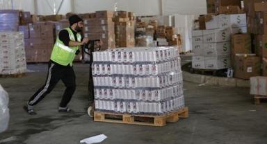 Kocaeli Büyükşehir Belediyesi'nden günde 300 aile ve 195 mahalleye yardım