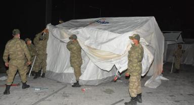 Mehmetçik, Kahramanmaraş'ta 500 çadırın daha kurulumunu tamamladı