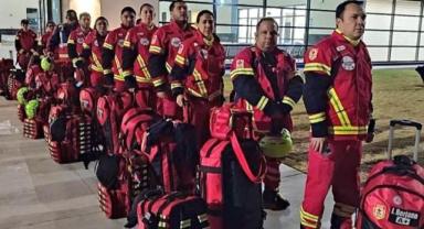 Meksika'dan gelen 150 kişilik arama kurtarma ekibi Adıyaman'da