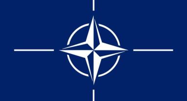 NATO Savunma Bakanları Toplantısı, Türkiye için saygı duruşuyla açıldı