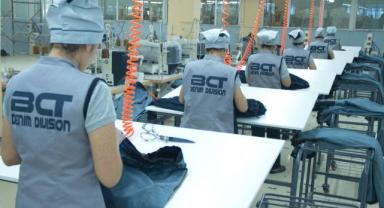 Özbekistan'ın tekstil ürünleri ihracatı 2022’de 3 milyar doları aştı
