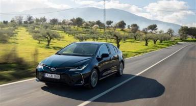 Toyota 5. Nesil hibrit teknolojisine sahip yeni Corolla’yı satışa sundu