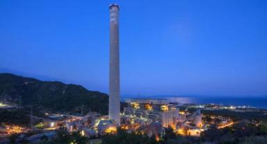 YK Enerji, deprem bölgesine arama kurtarma ekipleri ve iş makinaları gönderdi
