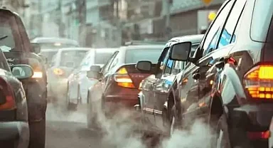 AB ülkeleri, 2035'te benzinli ve dizel arabaları yasaklamayı onayladı