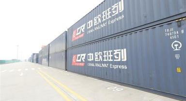 Alatav sınır kapısında Çin-Avrupa yük treni seferlerinde büyük artış