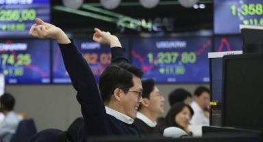 Asya borsaları bankacılık krizinin hafiflemesiyle yükselişte