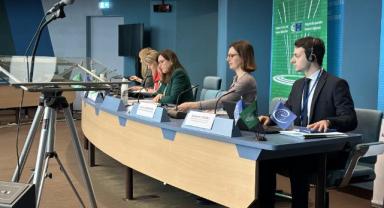 Avrupa Konseyinde Türkiye'deki depremzedeler için kermes düzenlendi