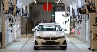 BMW, elektrikli araç sürümünü Çin’in talebi nedeniyle iki katına çıkardı