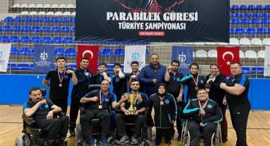 Demir bilekler, 12 madalya kazandı