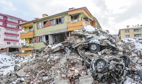 Deprem bölgesi için “GAP projesi benzeri yaklaşım” önerisi