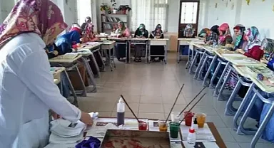 Deprem bölgesindeki halk eğitimi kurslarından 79 bin 162 vatandaş yararlandı