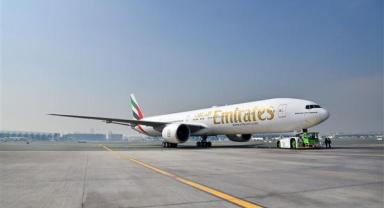Emirates, SAF ile çalışan Boeing 777-300ER modelini test etti