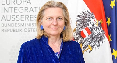Eski Avusturya Dışişleri Bakanı Karin Kneissl: 
