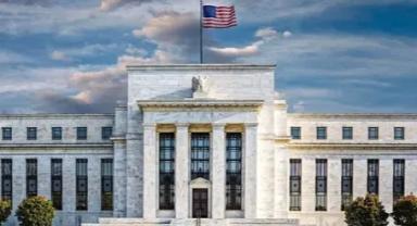 Fed, faiz oranlarının tahmin edilenden daha yükseğe çıkarılabileceğinin sinyalini verdi: