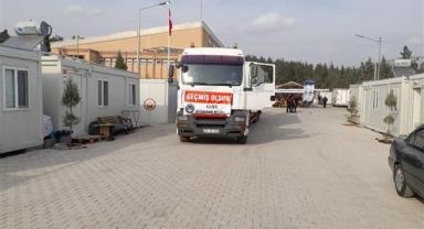 Kayseri Büyükşehir Belediyesi’nin deprem bölgesine destekleri sürüyor