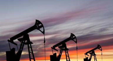 Kazakistan, bu ay Azerbaycan üzerinden petrol sevkiyatına başlayacak