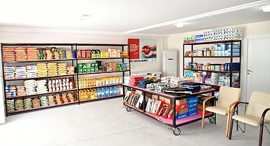 Malatya'daki Kızılay Sosyal Market'ten depremzedelere 45 bin gıda ve hijyen paketi