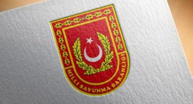 Mehmetçik, Şanlıurfa'da sel nedeniyle mahsur kalanların tahliyesi için köprü kurdu