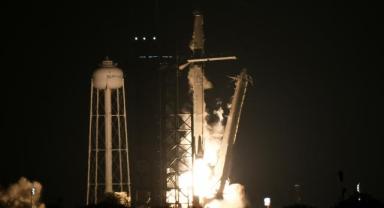 NASA'nın Crew 6 astronotlarını taşıyan roket, Kennedy Uzay İstasyonu'ndan fırlatıldı